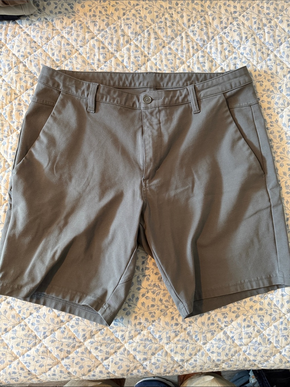 BYLT Premium Basics Everyday short size 34, 8” Gray
